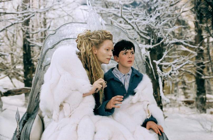 Aktery Filma Hroniki Narnii Lev Koldunya I Volshebnyj Shkaf Ssha Velikobritaniya 2005 Afisha Kino