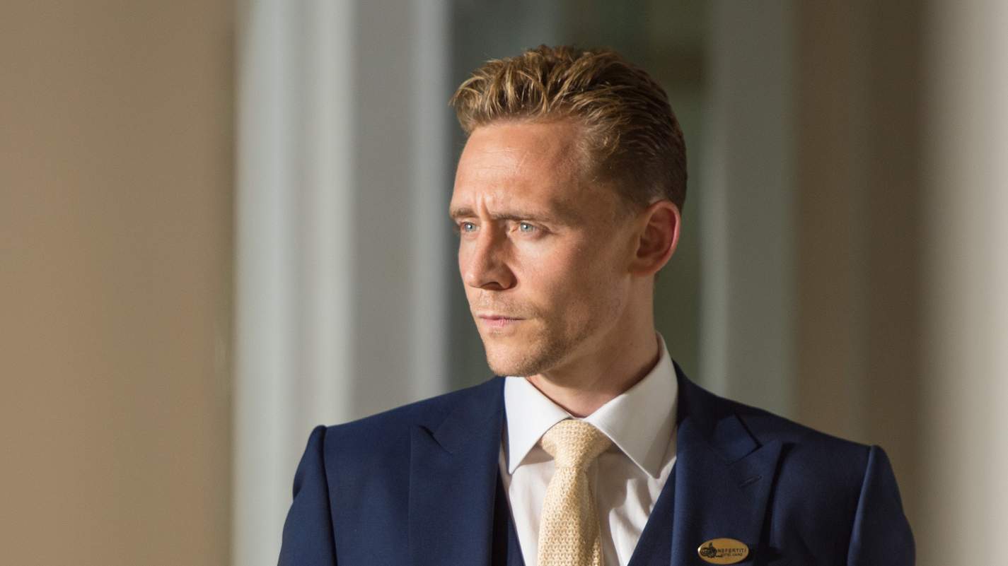 Tom Hiddlston Tom Hiddleston Biografiya Foto Filmografiya Akter