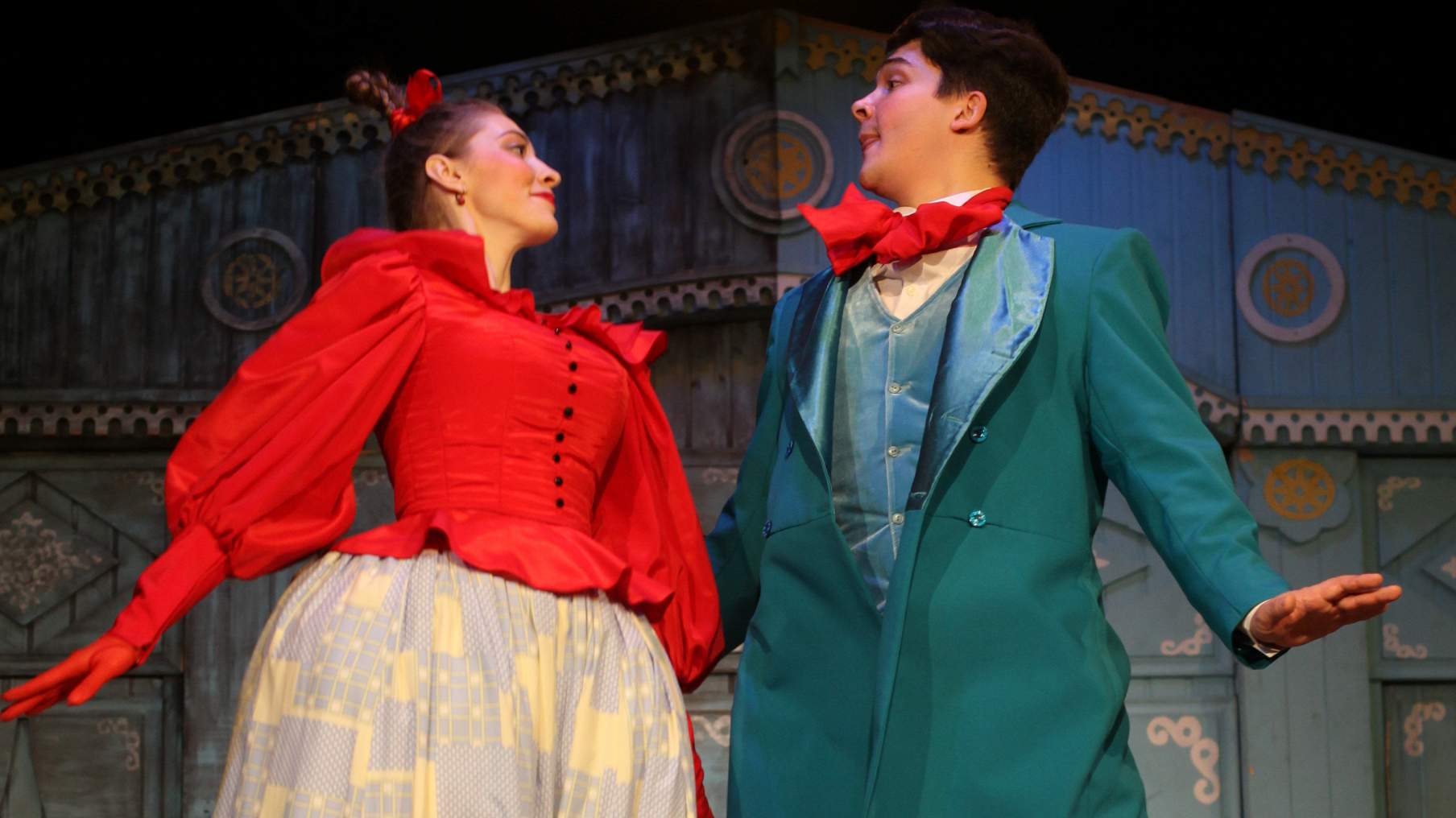 Не сошлись характерами, отзывы, расписание и билеты на спектакль ...