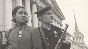 Я на фронт уходил комсомольцем...