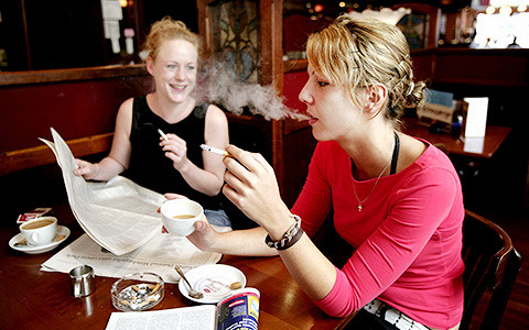 Как мы будем курить в ресторанах и барах после 1 июня