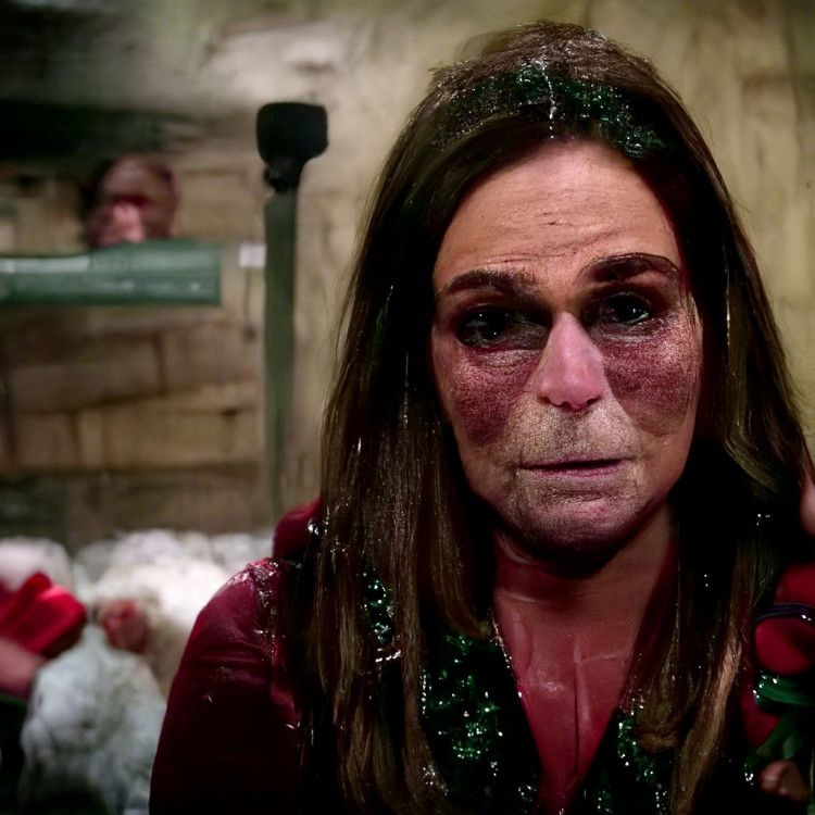 Bir fotosuratda beshta