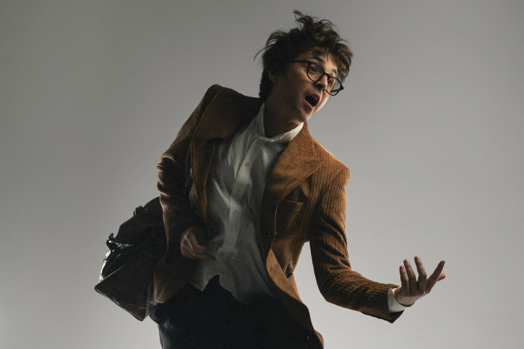 Жапондық әкенің ұлының әйелін қорлап жатқан секс видеосы