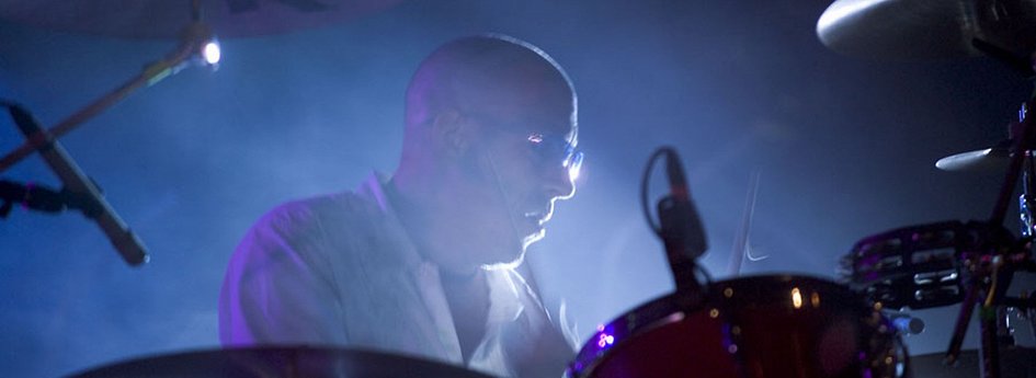 Кино: «loudQUIETloud: A Film About the Pixies» Кино: «loudQUIETloud: A Film About the Pixies»