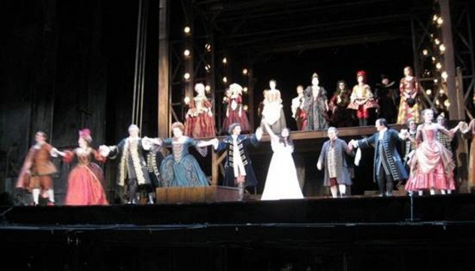 Кино: «Адриана Лекуврер» Кино: «Адриана Лекуврер»