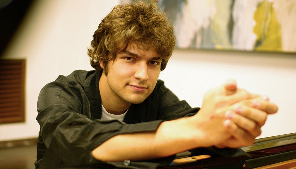 Концерт Лукас Генюшас (фортепиано), Екатеринбург Концерты: Лукас Генюшас (фортепиано), Екатеринбург