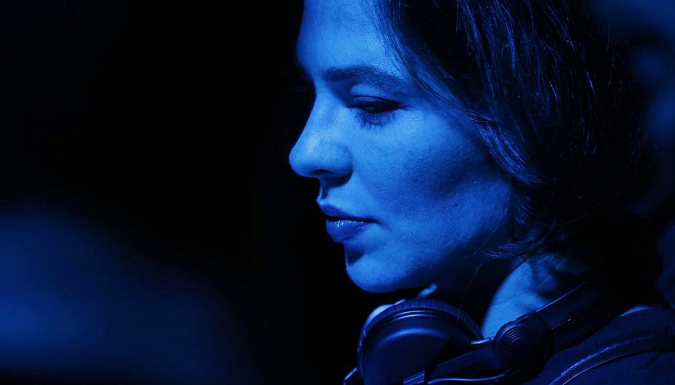 Концерты: «Hi, Nina!»: Nina Kraviz Концерты: «Hi, Nina!»: Nina Kraviz