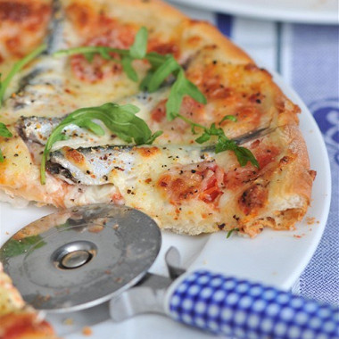 Рецепт Пицца с томатами и анчоусами
