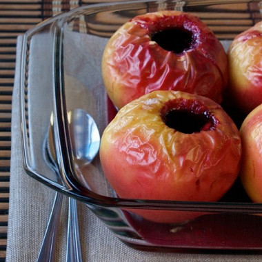 Рецепт Печеные яблоки с вареньем
