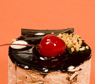 Рецепт Шоколадно-вишневый десерт с вафлями ко Дню святого Валентина
