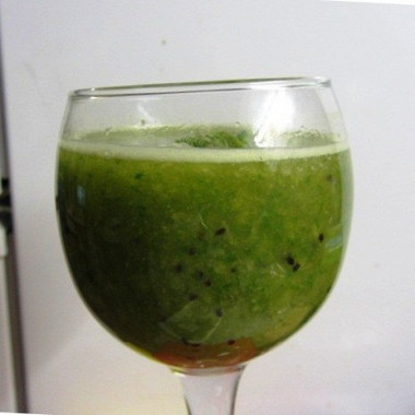 Рецепт Зеленый смузи со шпинатом и киви