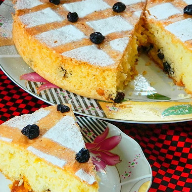 Рецепт Смородиновый пирог с кусочками манго
