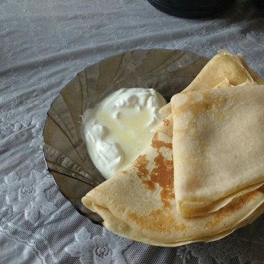 Рецепт Тонкие блины на молоке со сливочным маслом