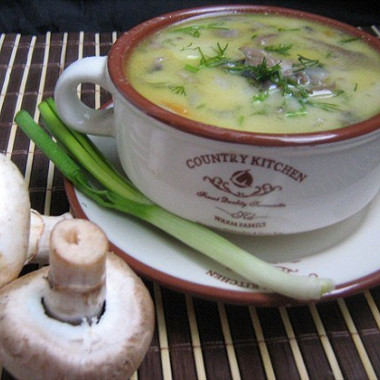 Рецепт Сырный суп с шампиньонами