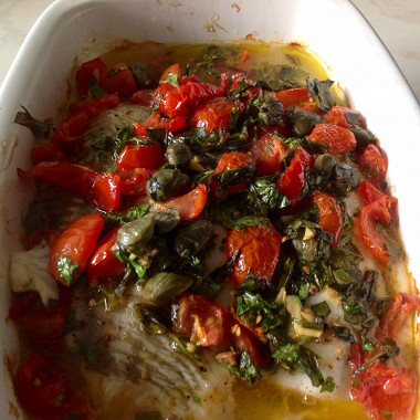 Рецепт Камбала, запеченная с помидорами