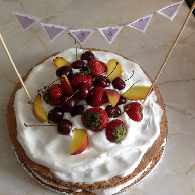 Рецепт Голый торт со свежими ягодами