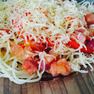 Рецепт Спагетти с ветчиной и помидорами