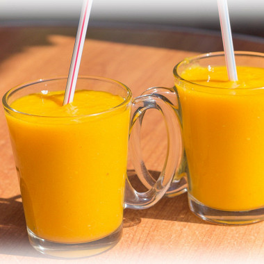 Рецепт Фруктовый манго-апельсиновый коктейль