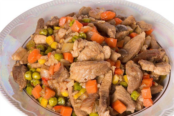 Говядина с соевым соусом и овощами