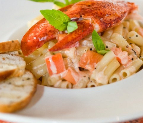 Лапша с лангустами (или с раками)