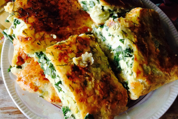 Дрожжевой пирог с луком и яйцом