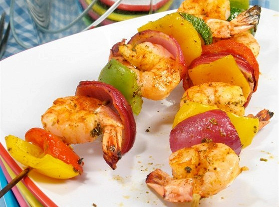 Овощные шашлыки с креветками