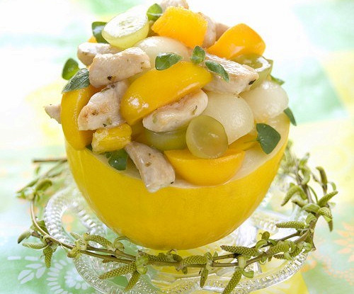 Тропический салат из курицы