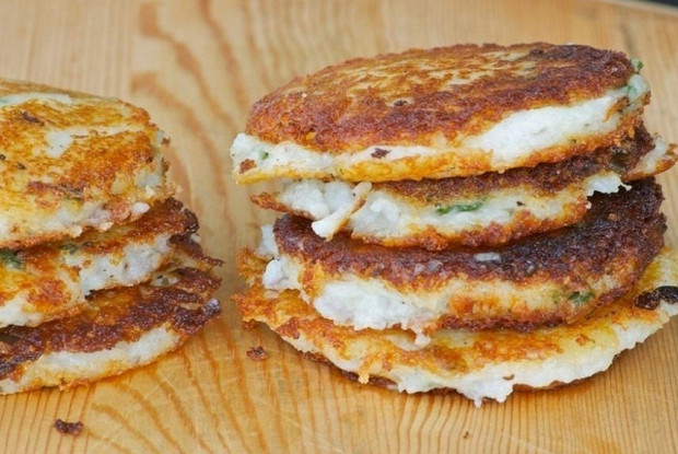 Картофельные оладушки с зеленью